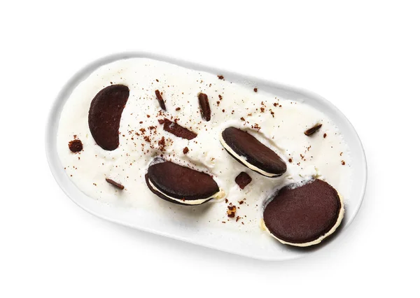 Schüssel Mit Leckeren Schokoladenkeksen Und Sahne Auf Weißem Hintergrund — Stockfoto