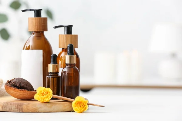 Spa Set Bottles Cosmetics Light Background — Stock Photo, Image