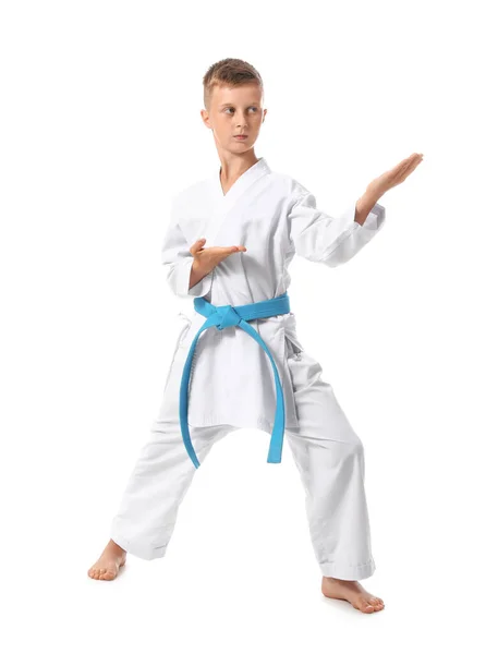 Niño Practicando Karate Sobre Fondo Blanco — Foto de Stock