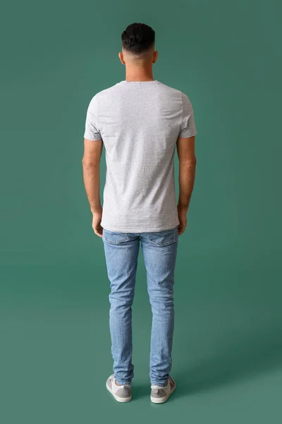 Hombre Joven Guapo Elegante Camiseta Sobre Fondo Color Vista Trasera —  Fotos de Stock