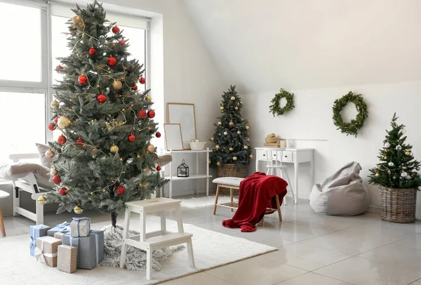 Intérieur Salon Avec Arbres Noël Cadeaux — Photo