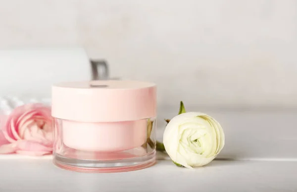 Jar Face Cream Ranunculus Flowers Wooden Table — Stock Photo, Image