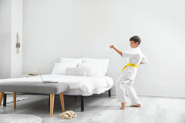 Little Boy Studying Karate Online Home — Stock Photo, Image