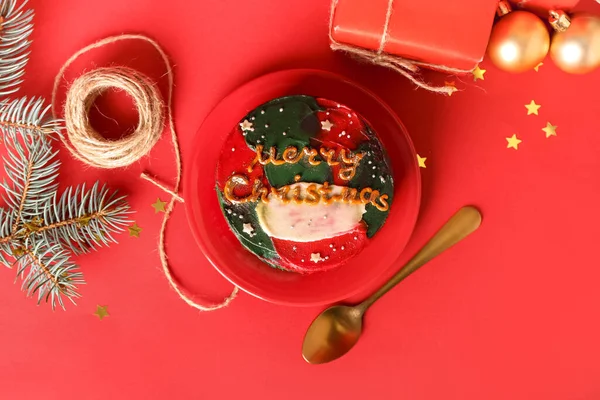 Plate Tasty Bento Cake Christmas Decor Red Background — Stock Photo, Image