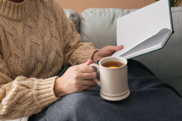Woman Holding Cup Tea Opened Book Closeup — Stock Photo, Image