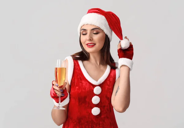 Sexy Jeune Femme Costume Père Noël Avec Champagne Sur Fond — Photo