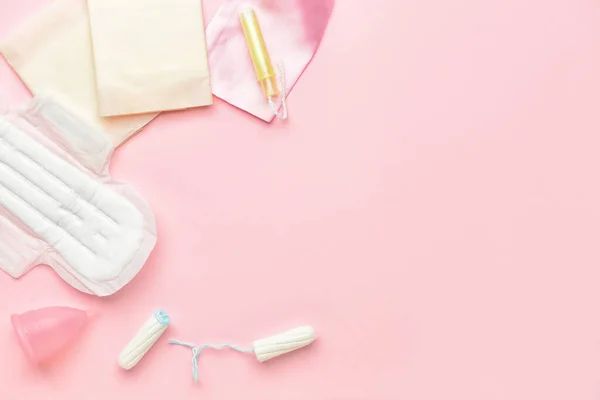 Менструальный Стаканчик Тампоны Тампоны Розовом Фоне — стоковое фото