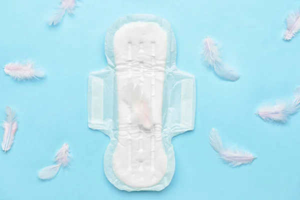 Tollak Menstruációs Pad Kék Alapon — Stock Fotó