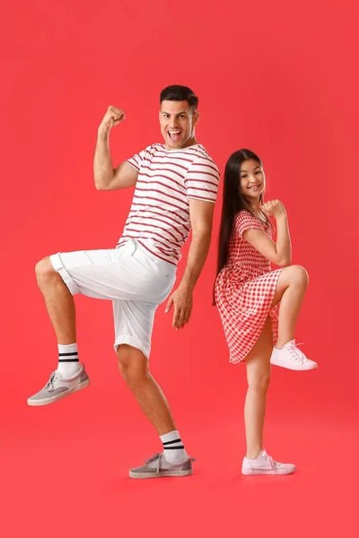 Dancing Man His Little Daughter Color Background — Stock Photo, Image