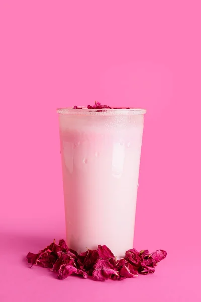 Glass Tasty Rose Latte Color Background — Stock Photo, Image