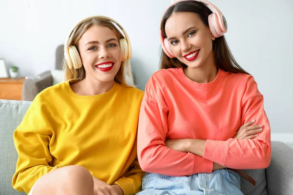 Beautiful Women Headphones Video Chatting Home — Stock Photo, Image