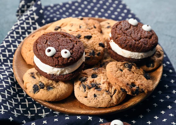 Plate Tasty Cookies Halloween Dark Background — Stock Photo, Image