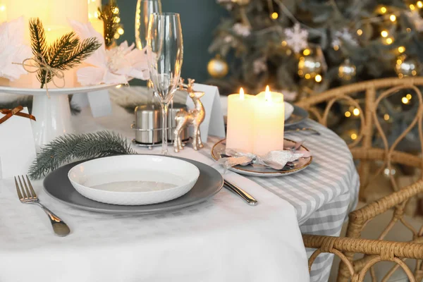 Tavolo Pranzo Con Allestimento Celebrazione Del Natale Chiuso — Foto Stock