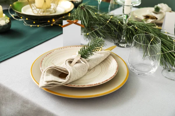 Noel Kutlaması Için Kapalı Bir Yemek Masası — Stok fotoğraf