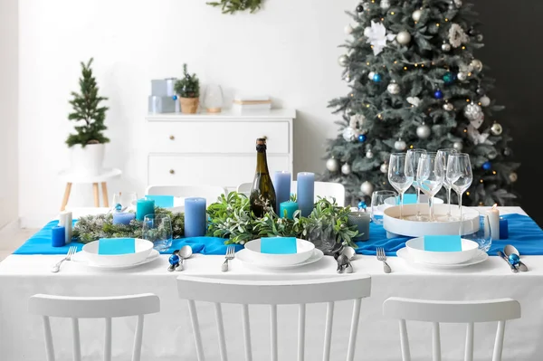 Dining Table Beautiful Setting Christmas Celebration Blank Cards Festive Room — Stock Photo, Image