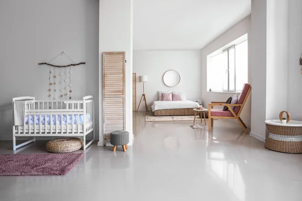 Interior Light Bedroom White Crib — Stock Photo, Image