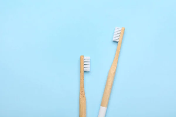 Wooden Toothbrushes Blue Background Closeup — Stock Photo, Image