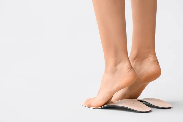 Female Feet Orthopedic Insoles Light Background — Stock Photo, Image
