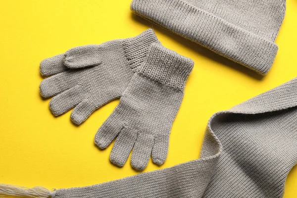 Warm Gloves Hat Scarf Yellow Background — Stock Photo, Image