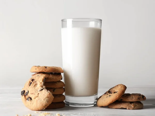 Tasty Homemade Cookies Chocolate Chips Glass Milk Table — Stock Photo, Image