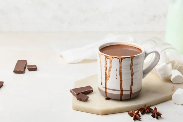 Copa Chocolate Caliente Natural Sobre Fondo Blanco —  Fotos de Stock