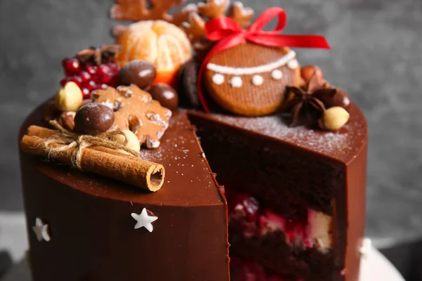 Tasty Christmas Chocolate Cake Table Closeup — Stock Photo, Image