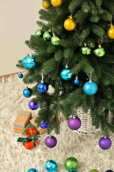Schön Geschmückter Weihnachtsbaum Zimmer Homosexualität — Stockfoto
