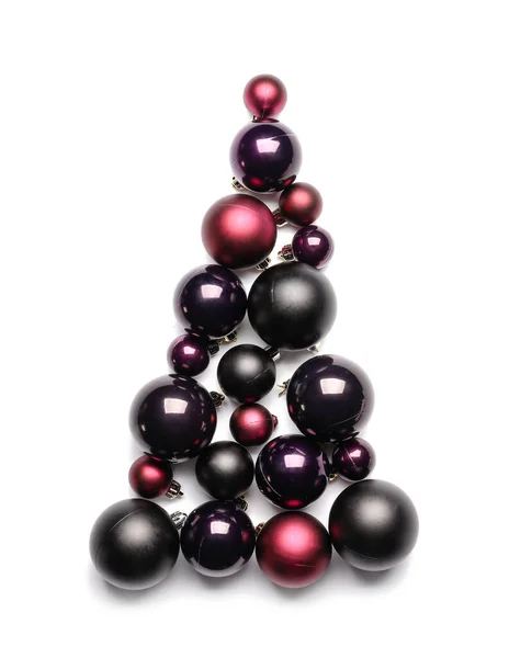 Kerstboom Gemaakt Van Donkere Ballen Witte Achtergrond — Stockfoto