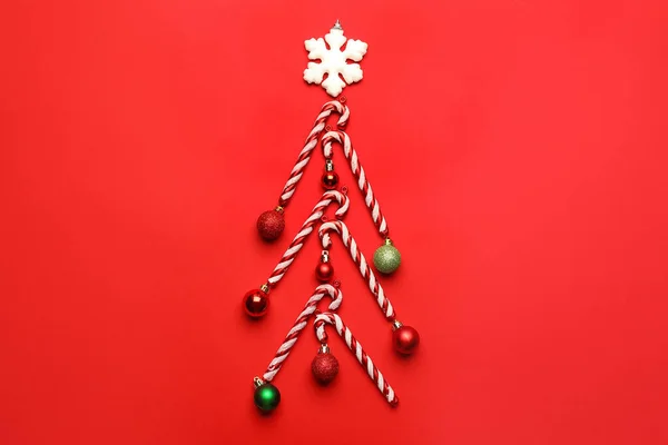 Christmas Tree Made Decorations Red Background — Stock Photo, Image