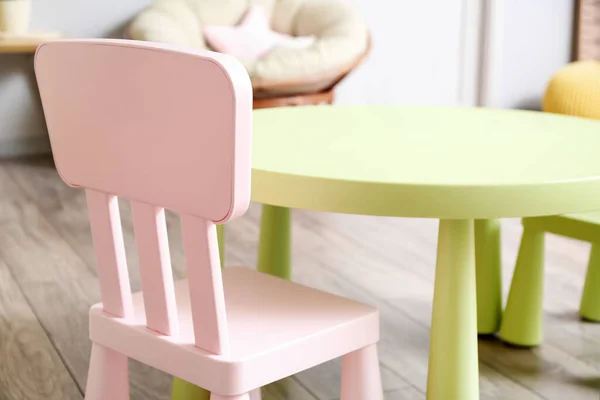 Interiér Dětského Pokoje Stolem Židlí — Stock fotografie