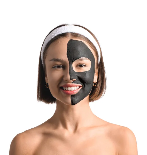 Jeune Femme Avec Masque Charbon Activé Sur Son Visage Sur — Photo