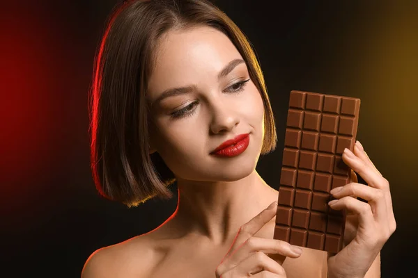 Beautiful Woman Sweet Chocolate Dark Background — Stock Photo, Image