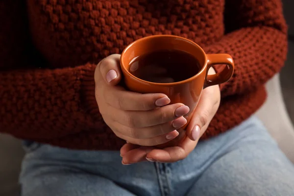 Woman Drinking Tasty Tea Armchair Closeup — Stock Photo, Image