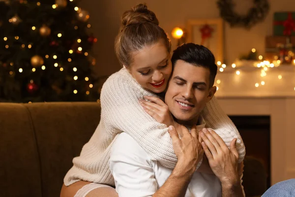 Happy Young Couple Having Romantic Date Christmas Eve — Stock Photo, Image