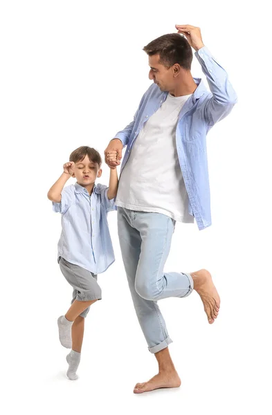 Dançando Homem Seu Filhinho Fundo Branco — Fotografia de Stock