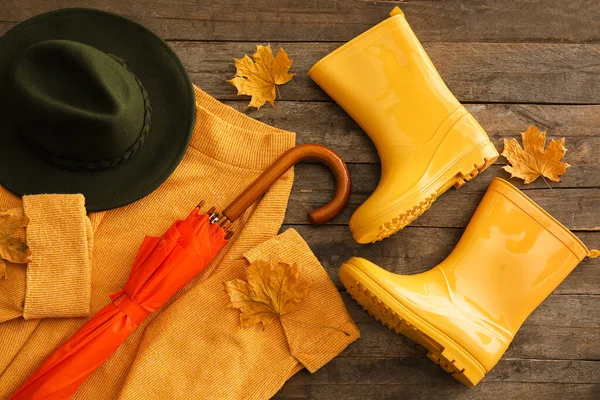 Autumn Composition Umbrella Rubber Boots Sweater Hat Wooden Background Closeup — Stock Photo, Image