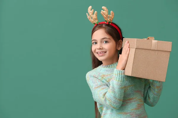 Funny Little Girl Reindeer Horns Christmas Gift Color Background — Stock Photo, Image