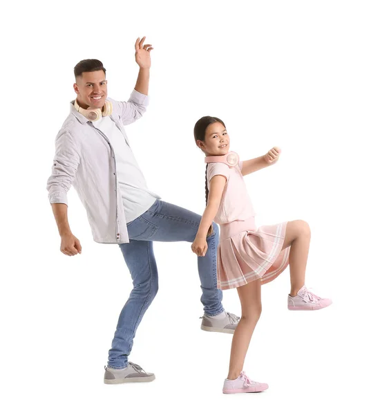 Танцюючий Чоловік Його Маленька Дочка Білому Тлі — стокове фото