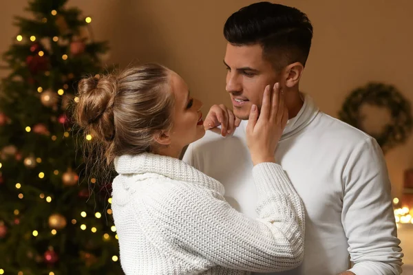 Happy Young Couple Having Romantic Date Christmas Eve — Stock Photo, Image