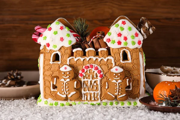 Beautiful Gingerbread House Snow Wooden Background — Stock Photo, Image
