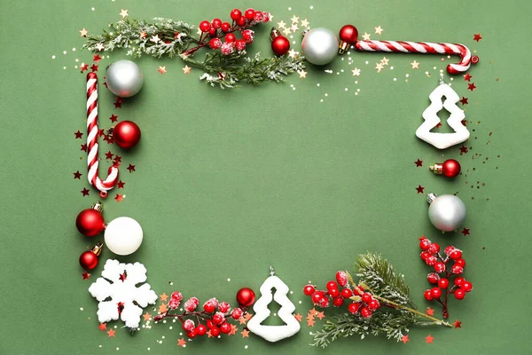 Quadro Feito Belas Decorações Natal Fundo Verde — Fotografia de Stock