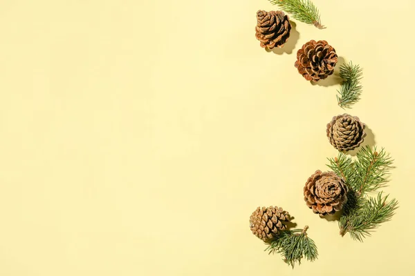 Pine Cones Fir Branches Beige Background — Stock Photo, Image