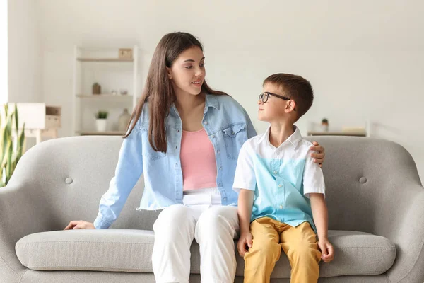 Little Boy His Older Sister Sitting Sofa Home — Stock Photo, Image