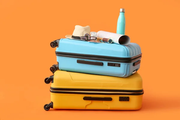 Suitcases Travelling Belongings Map Color Background — Stock Photo, Image