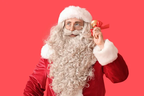 Santa Claus Con Campana Navidad Sobre Fondo Rojo —  Fotos de Stock