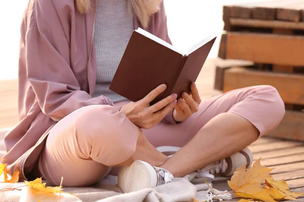 Mature Woman Reading Book River Autumn Day — Stock Photo, Image