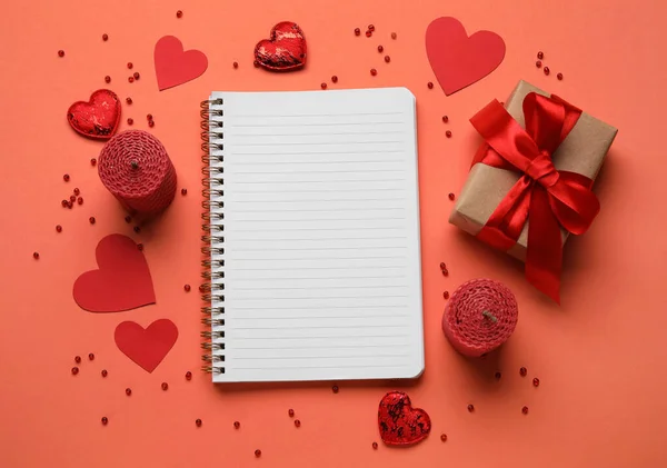 Romantic Composition Empty Notebook Gift Color Background — Stock Photo, Image