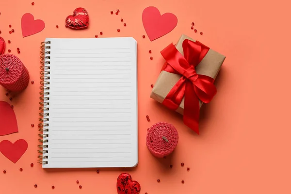 Romantic Composition Empty Notebook Gift Color Background — Stock Photo, Image