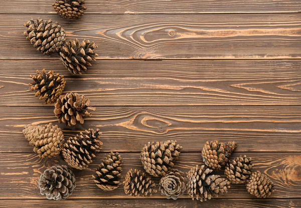 Pine Cones Wooden Background — Stock Photo, Image