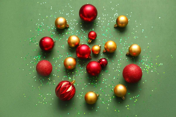 Stylish Christmas Balls Green Background — Stock Photo, Image